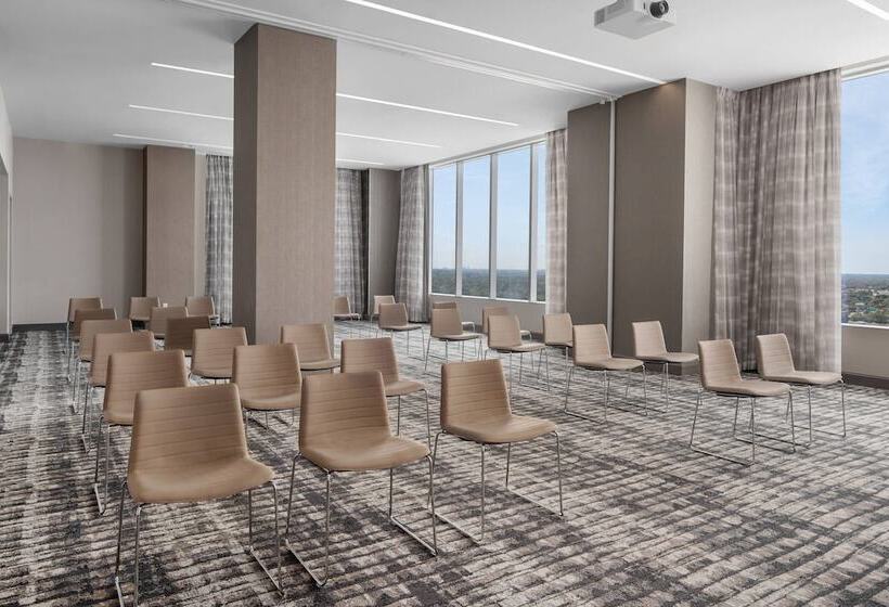 Ac Hotel By Marriott Orlando Downtown