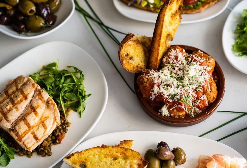 Ac Hotel By Marriott Orlando Downtown