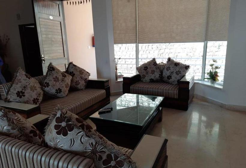 酒店 Amravati Resort