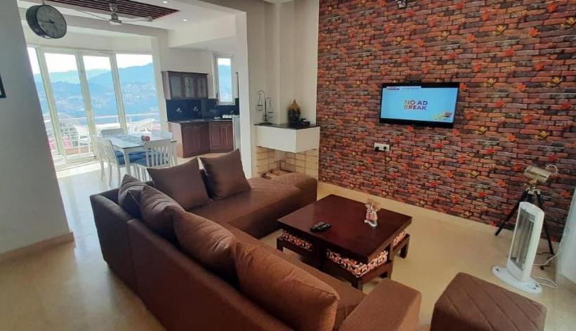 هتل Amravati Resort