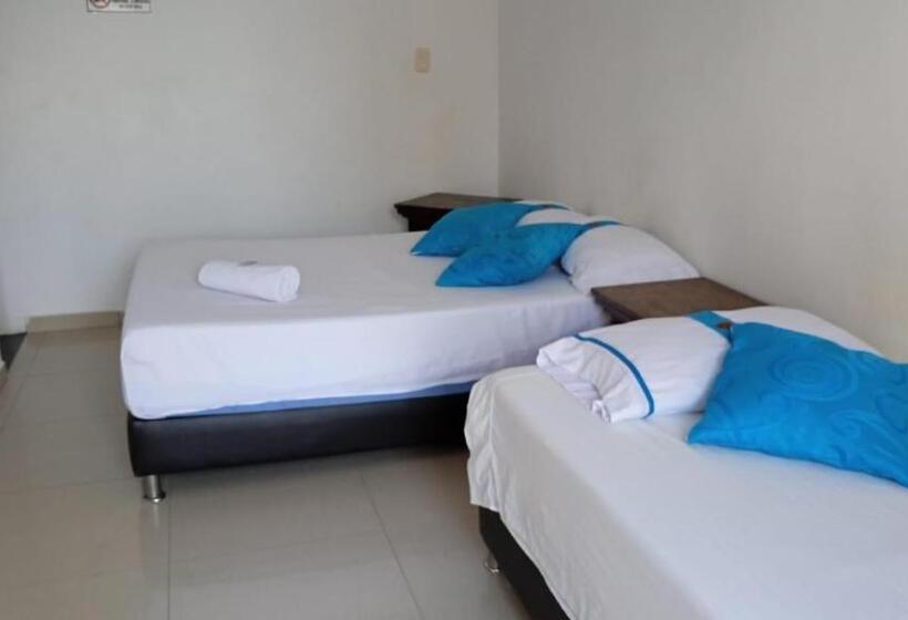 호텔 Anapoima Plaza In