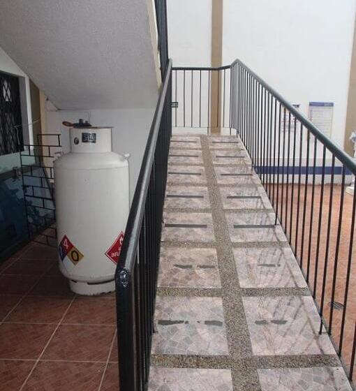 호텔 Anapoima Plaza In