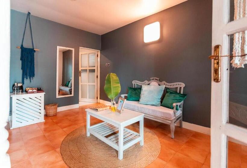 فندق B4 Boutique