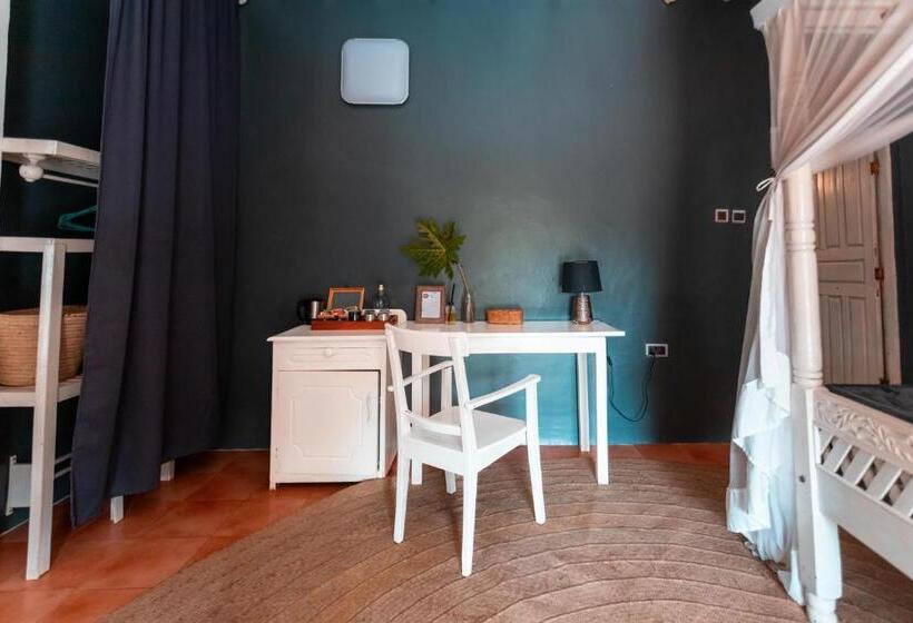 فندق B4 Boutique