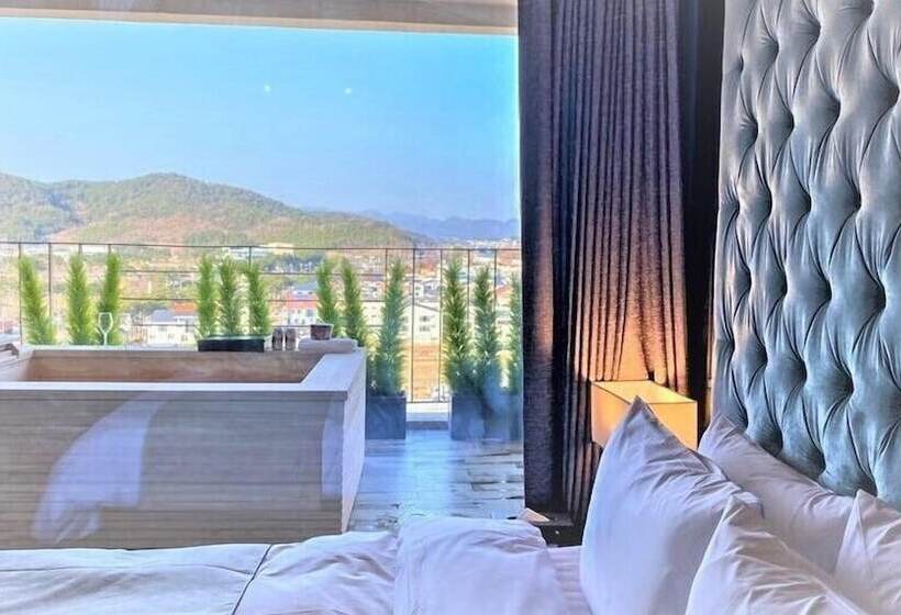 Best Louis Hamilton Hotel West Busan