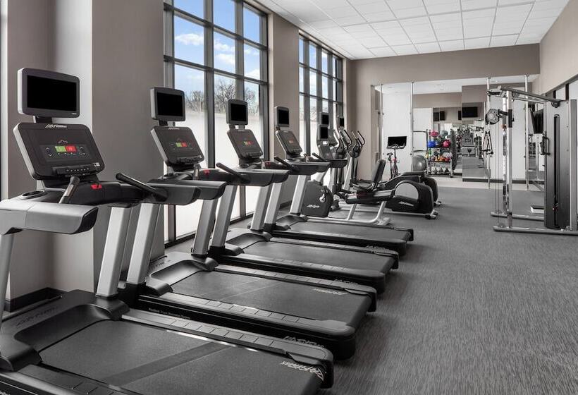 فندق Courtyard By Marriott Lansing Downtown