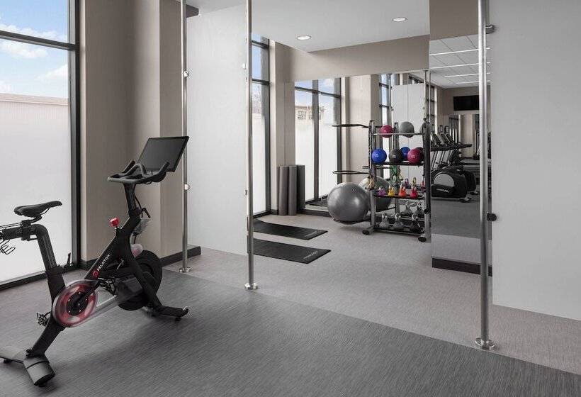 فندق Courtyard By Marriott Lansing Downtown