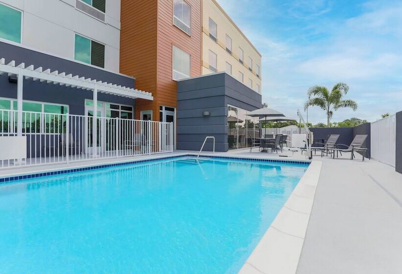 فندق Fairfield By Marriott Inn & Suites Cape Coral North Fort Myers