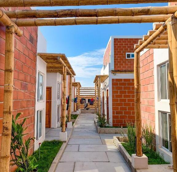 هتل Free Spirit Ecuador, Puerto Engabao