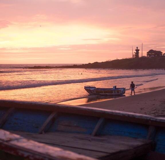 هتل Free Spirit Ecuador, Puerto Engabao