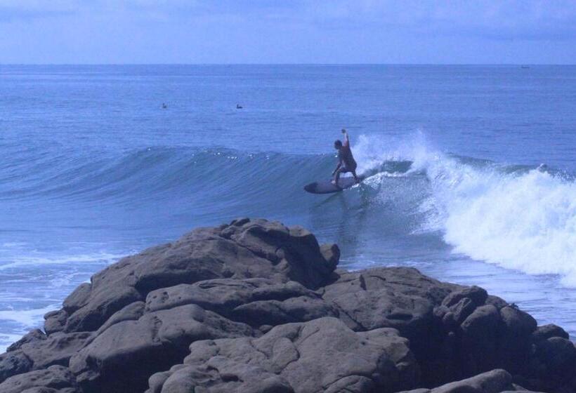 هتل Free Spirit Ecuador, Puerto Engabao