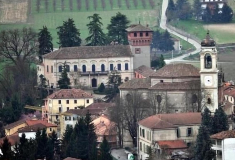 בית מלון כפרי Il Castello Di Bubbio