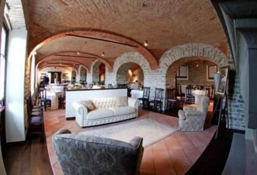 בית מלון כפרי Il Castello Di Bubbio