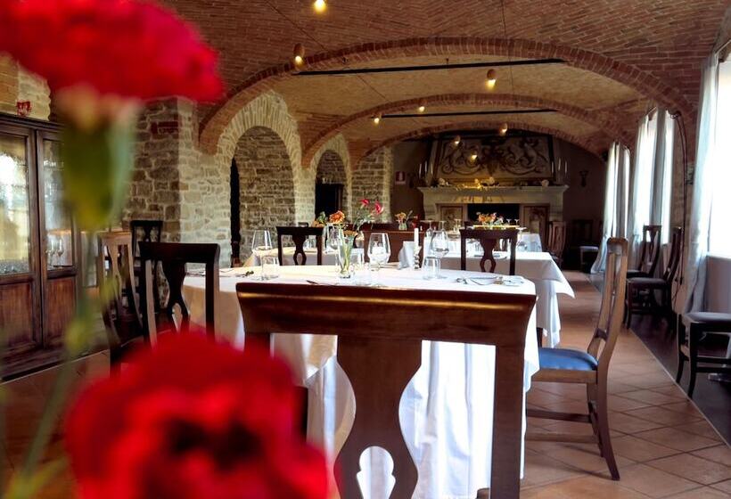 בית מלון כפרי Il Castello Di Bubbio