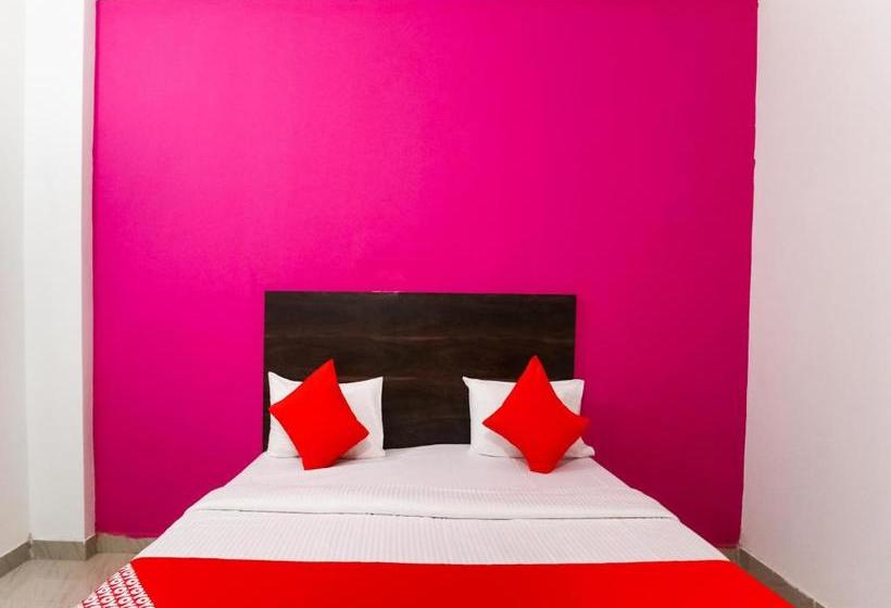 酒店 Oyo 73420  Rao Residency