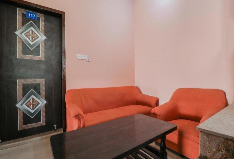 酒店 Oyo 73420  Rao Residency