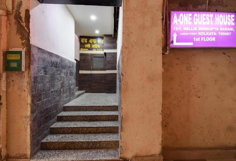 酒店 Oyo 76795 A One Guest House