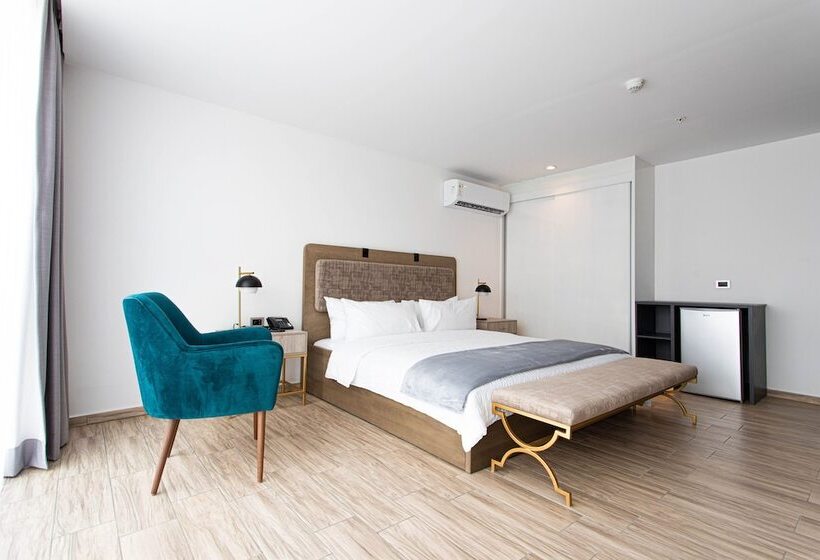 هتل Puerto Pacifico Guayaquil Airport