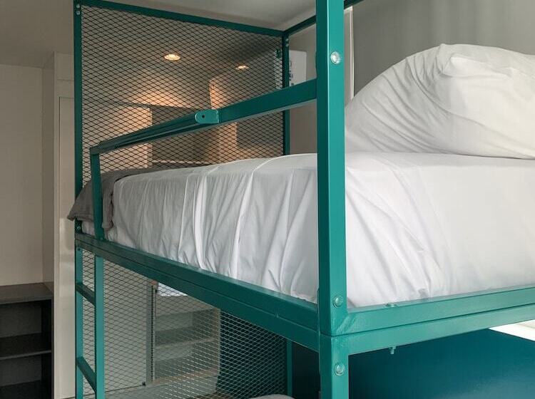 هتل Puerto Pacifico Guayaquil Airport