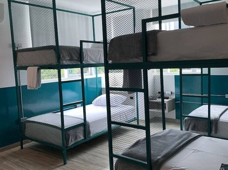 هتل Puerto Pacifico Guayaquil Airport