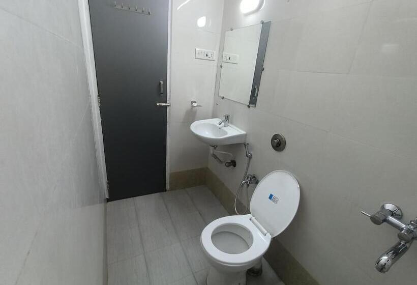 בית מלון כפרי Raja