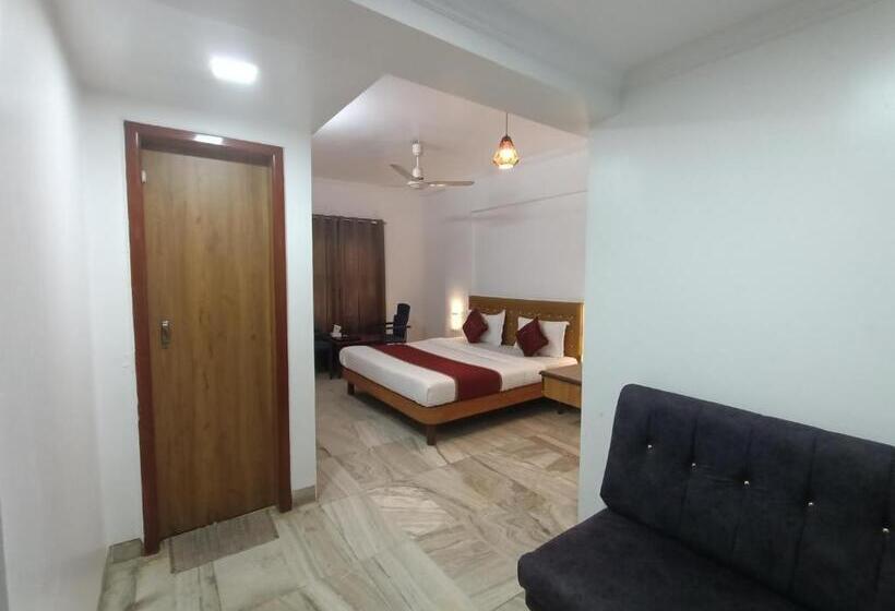 בית מלון כפרי Raja