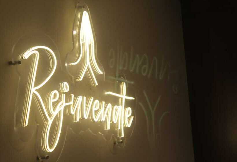 호텔 Rajhans Abhinandan