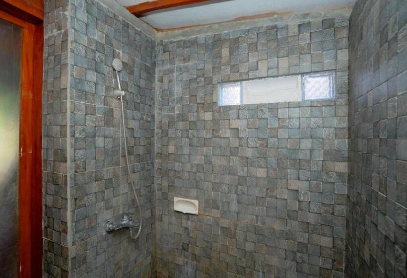 호텔 Reddoorz Syariah Near Lombok Epicentrum Mall