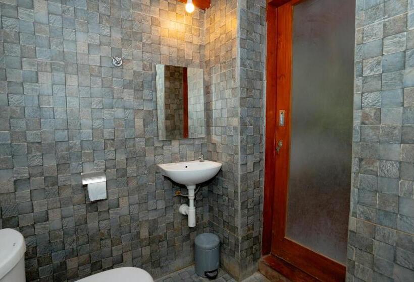 호텔 Reddoorz Syariah Near Lombok Epicentrum Mall