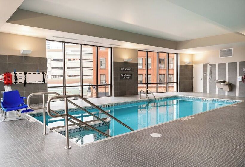 هتل Residence Inn By Marriott Grand Rapids Downtown