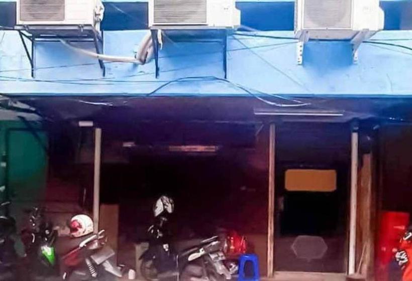 ホテル Royal Mas Hayam Wuruk