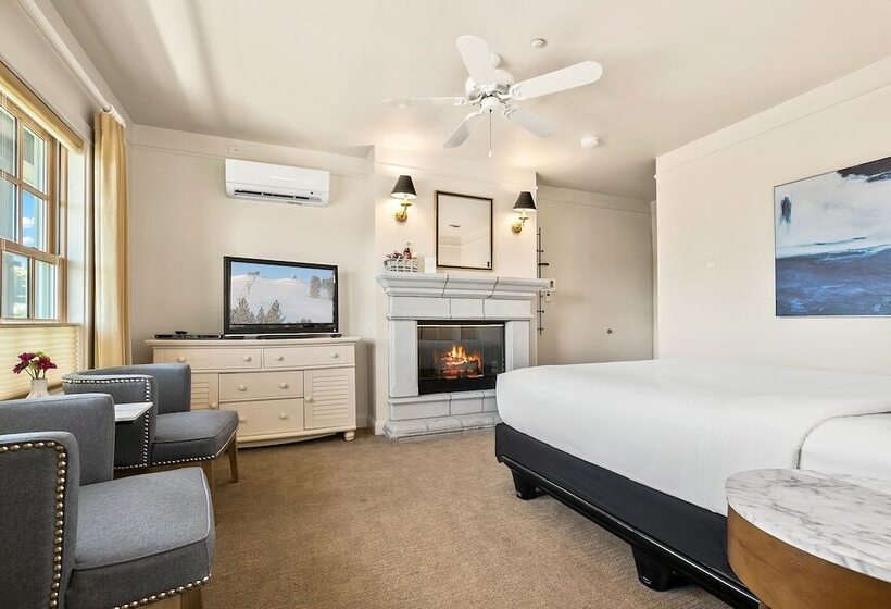 فندق Saratoga Inn