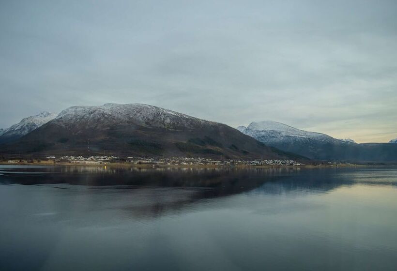 هتل Scandic Sortland