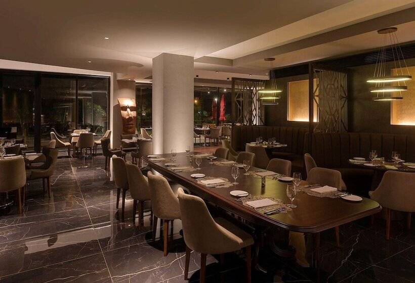 هتل Swissôtel Santa Cruz De La Sierra