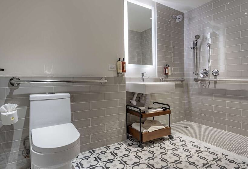 هتل The Draper New York, Tapestry Collection By Hilton