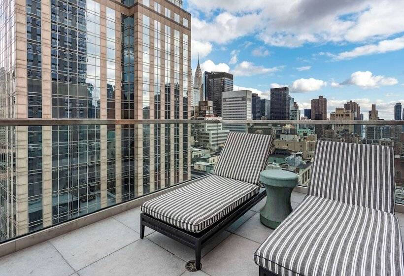 هتل The Draper New York, Tapestry Collection By Hilton