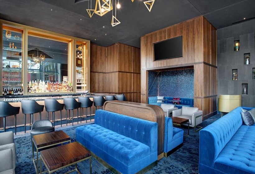 فندق The Farnam, Autograph Collection