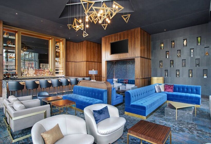 فندق The Farnam, Autograph Collection