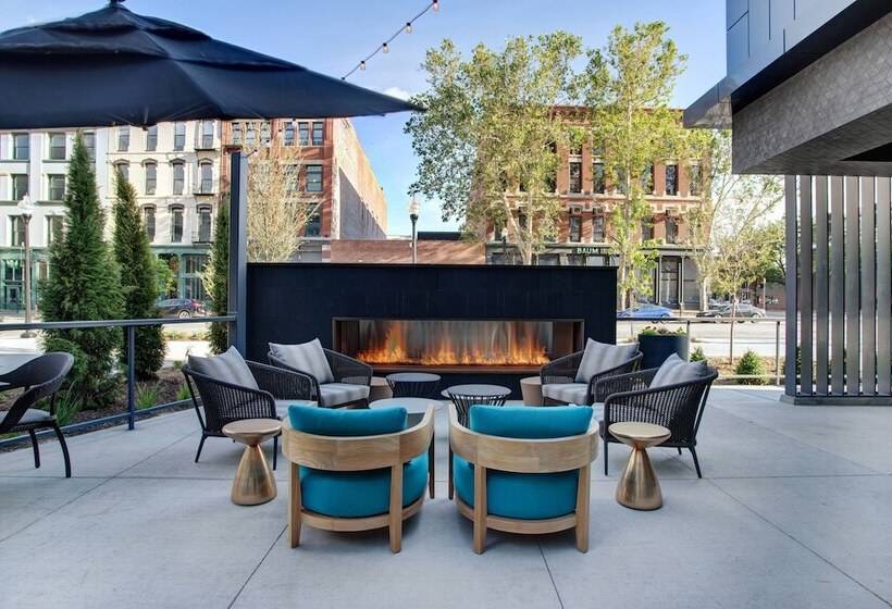 فندق The Farnam, Autograph Collection