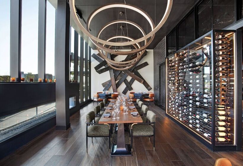 فندق The Farnam, Autograph Collection