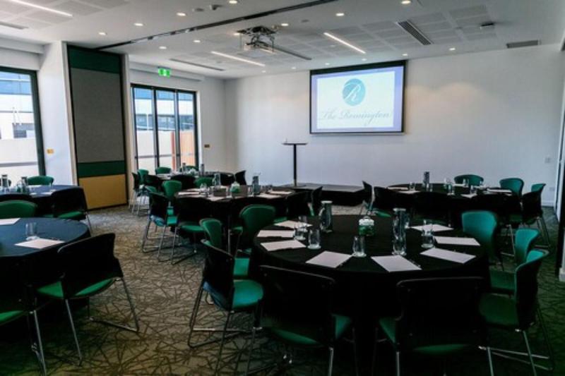 هتل The Remington Orange