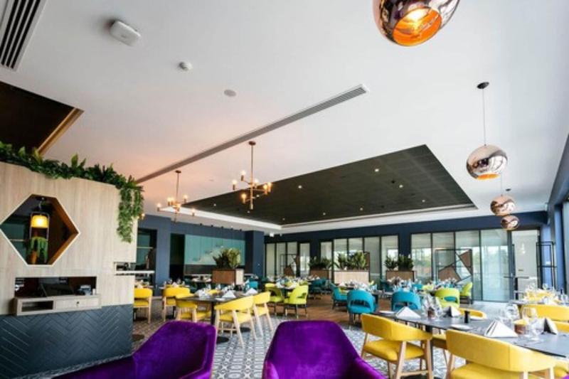 هتل The Remington Orange