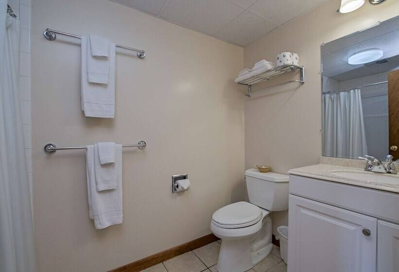 Kebek 3 Oceanside Motel