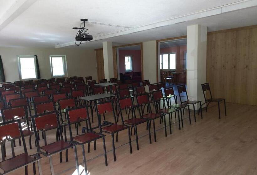 Мотель Grischalodge Das Hotel Mit Bergblick Seit 1929   Bitte Beachten Sie Beim Buchen Auf Die Zimmerkatego