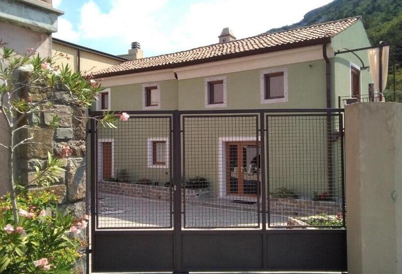 פנסיון Camere B81 Di Strain Neva