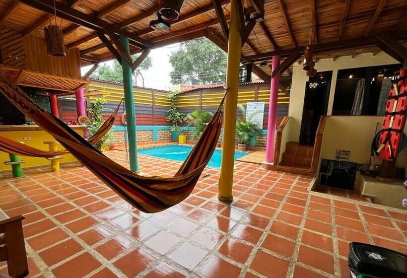 پانسیون El Refugio Minca