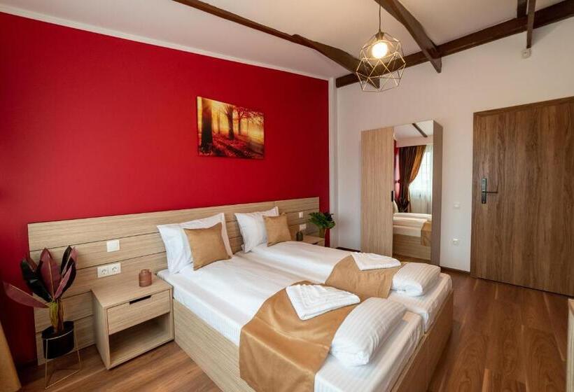 פנסיון Escala Rooms