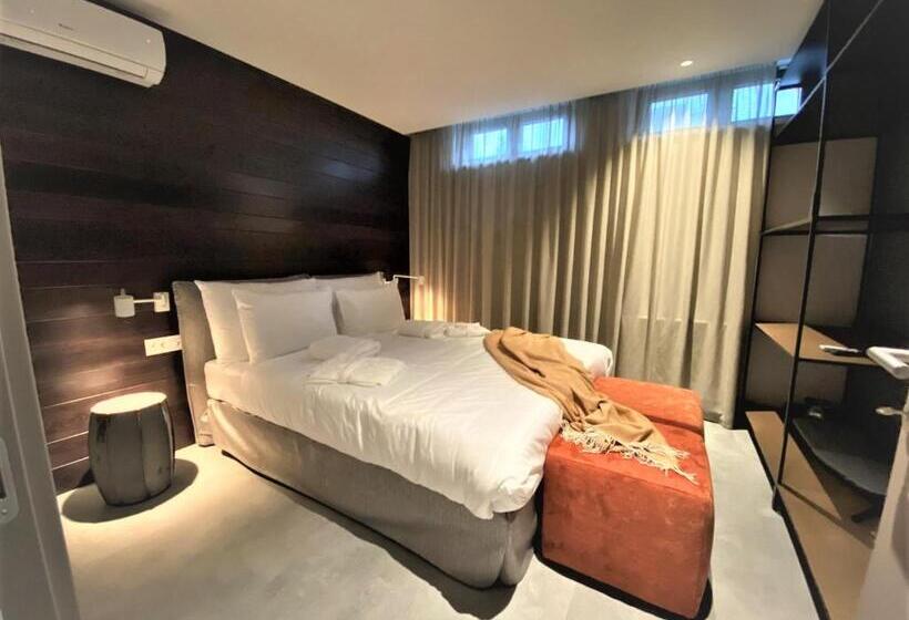 پانسیون Korpa Deli Rooms Spa