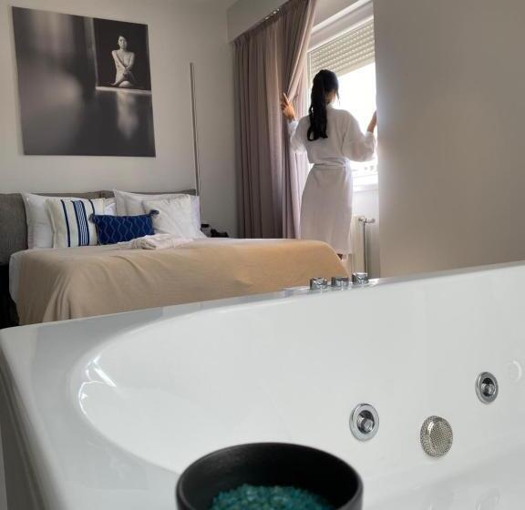 پانسیون Korpa Deli Rooms Spa