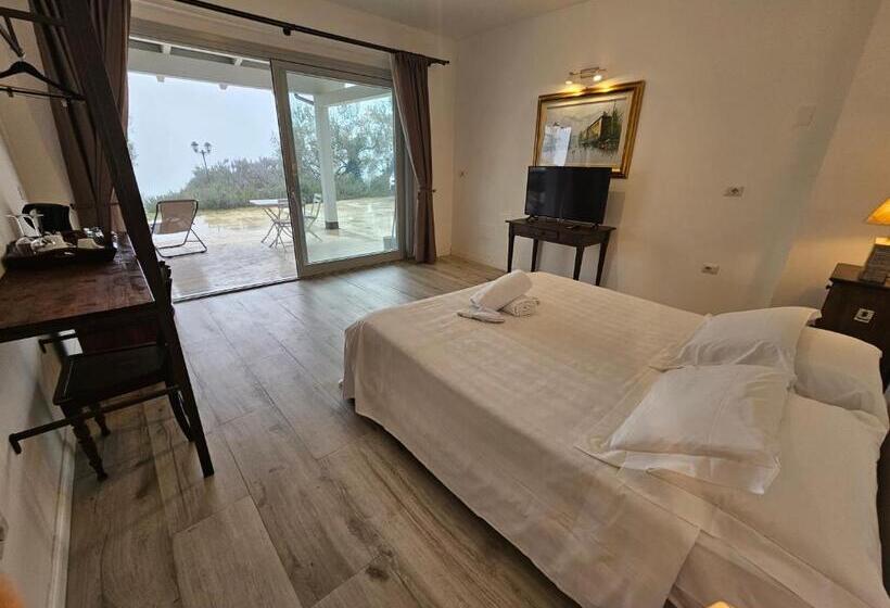 ペンション Luce